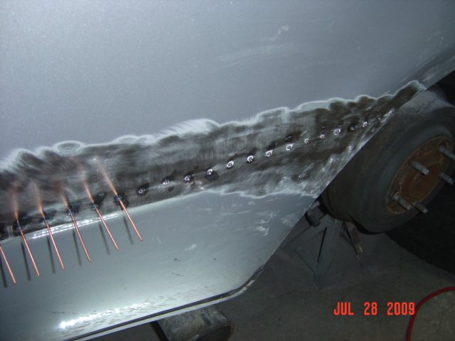 dmgtrk06565.jpg